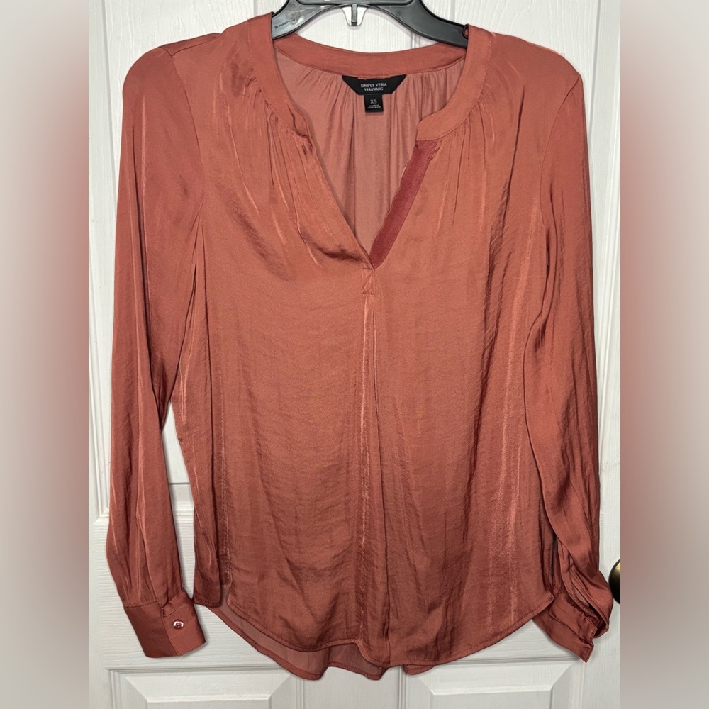 Simple Vera by Vera wang xs top